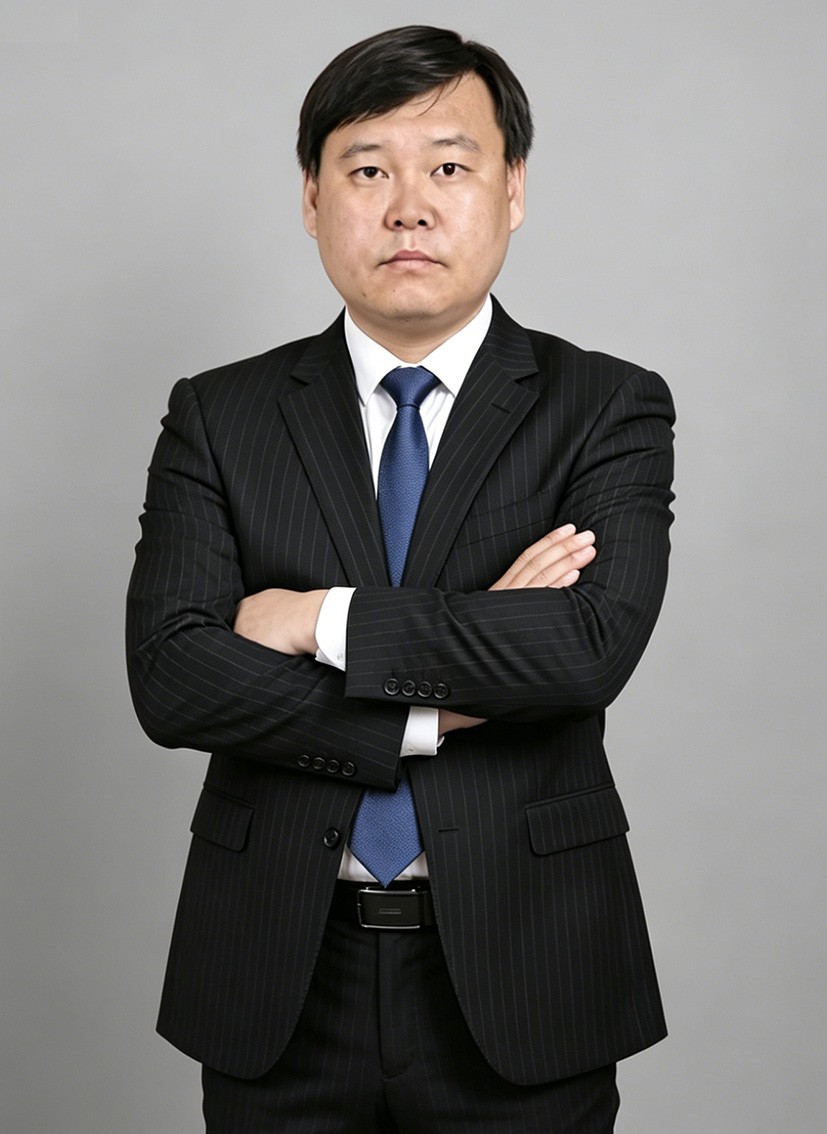副会长 李伟东